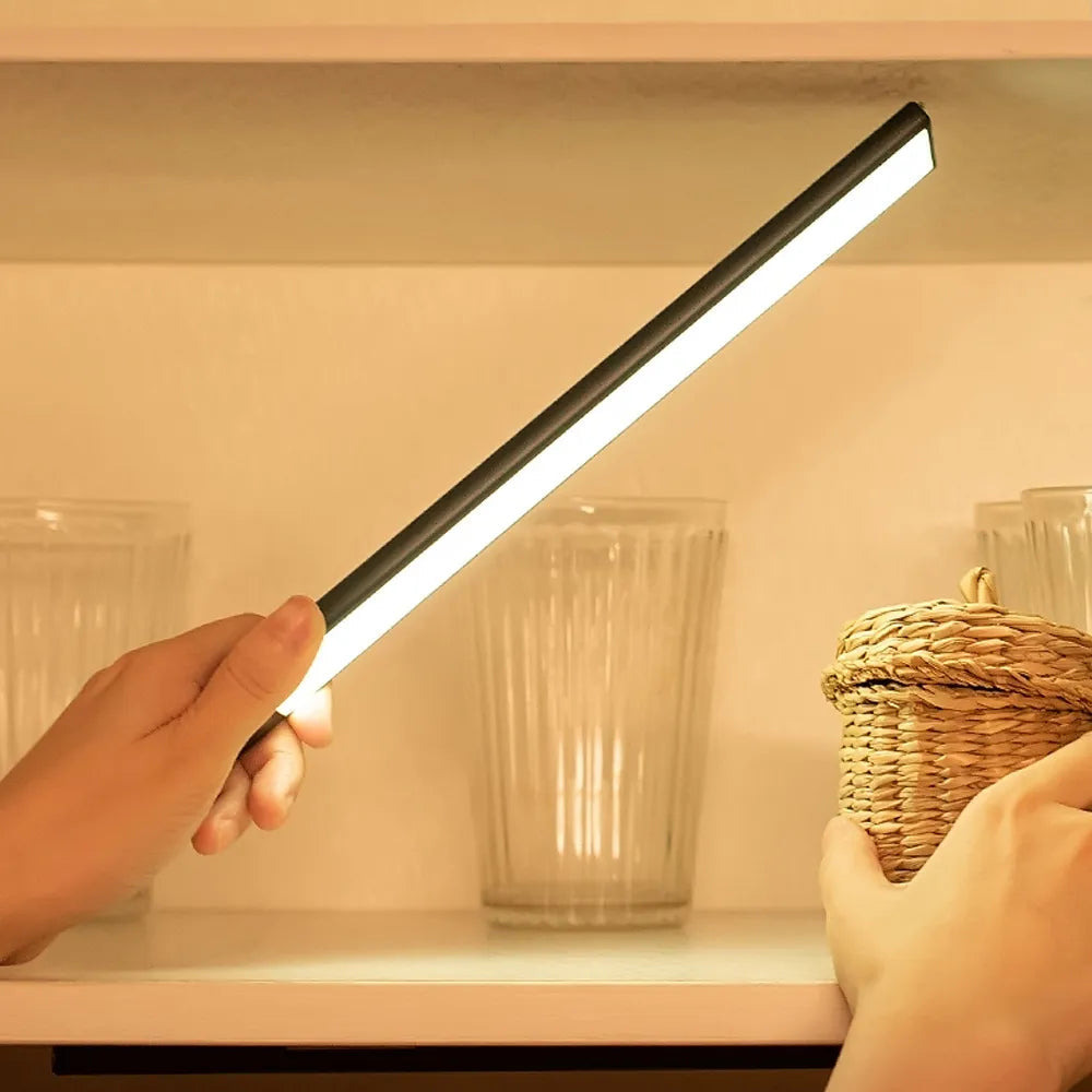 Lampe LED sans fil  Détecteur de mouvement – Modern Inspiration